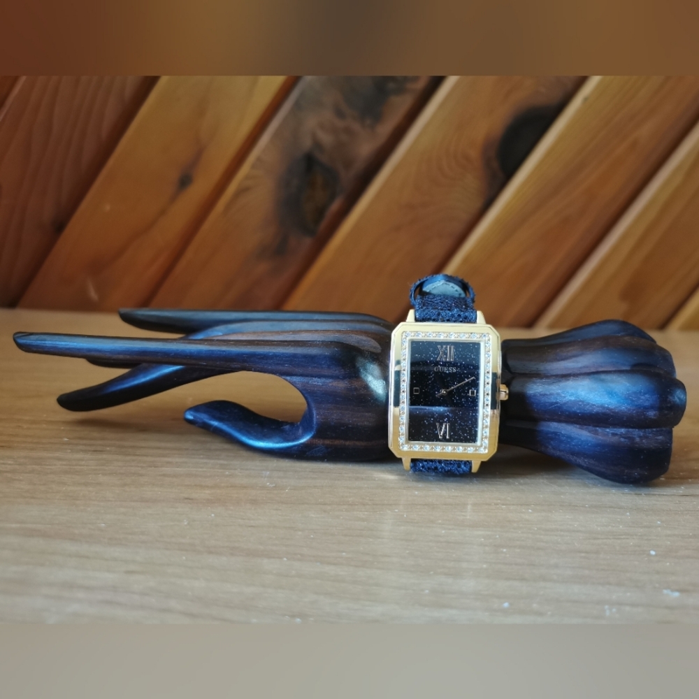Guess Watch